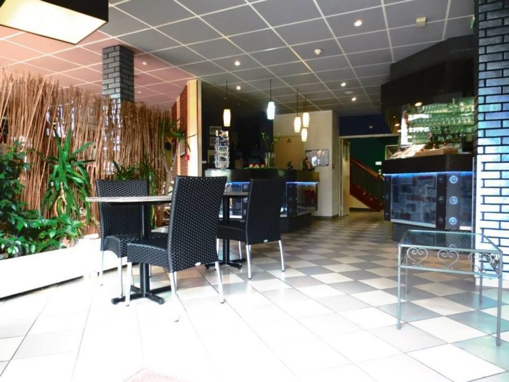Hotel Crocus Caen Memorial ภายนอก รูปภาพ